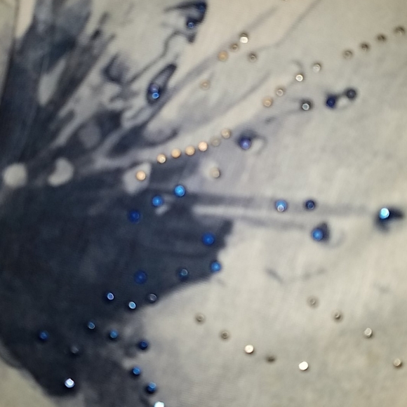 Tunic - Picture 3 of 5